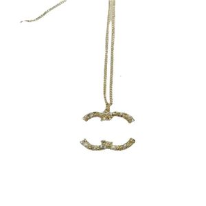 Rhinestone Fashion Necklace Classic Plated Jewelry T Gold Pendant Wedding Present Högkvalitativ halsband 16Style 20Style GG S