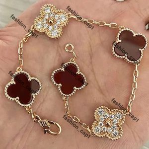 Vanclef Bracelet Van Clover Bracelet Four Leaf Clover Bracelet Designer Bracelet Luxury Charm Elegant Fashion 18K Gold Agate Of Pearl Co 7581