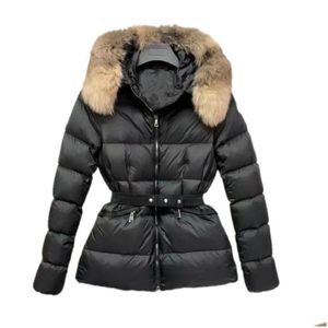 Kvinnor Down Parkas Womens Down Jacket Winter Jackets rockar Real Raccoon Hair Collar Warm Fashion Parkas With Belt Lady Cotton Dh0ia