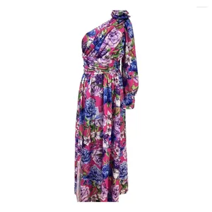 Casual Dresses Off-Shoulder Evening Clown Elegant One Shoulder Floral Print Maxi Dress with Side Split Hem Pleated Detail för fester