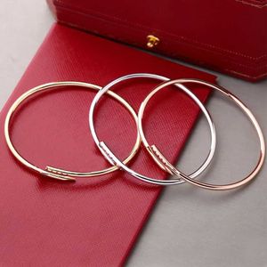 New Luxury Designer Bracelet 3mm Thinner Nail Bracelet Fashion Unisex Cuff Bracelet Couple Bangle Gold Titanium Steel Bangle Jewelry Valentines Day Gift