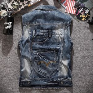 Fashion Jean Waistcoat Motorcycle Denim Vest Vintage Casual Coat Mens Slim Large Pocket Sleeveless Jacket Clothes Drop 240314