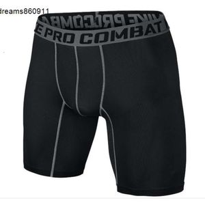 العلامة التجارية Pro Sport Men Shorts الضيقة التدريب التدريبي التدريب العرق تجفيف سريع النحيف ضغط القتال صالة الألعاب الرياضية قصيرة