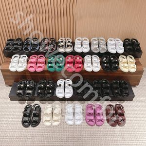 Designer mulheres sandálias de alta qualidade slides cristal bezerro couro sapatos casuais plataforma acolchoada verão praia chinelo 35-42 com caixa e saco de compras