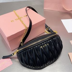 10A 2024 고품질 디자이너 Pochette Shouder 방황 Matelasse Arcadie Preated Sac Luxe Crossbody Handle Cluth Fashion Women Bag