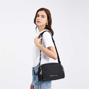 Umhängetaschen Spanische klassische einzelne Umhängetasche einfache Mode Street Trend vielseitige Damen Messenger Designer Handtaschen Tote 240311