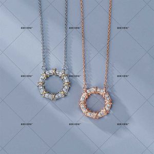 Designer Tiffay och Co Fashion Circle Halsband Män kvinnor Rose Gold Light Luxury Wind Two-Color X-formad diamanthänge Cellavicle Chain for Girls