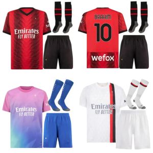 23 24 Kids Kits Football Kits Rafa Leao Soccer Jerseys Giroud de Ketelaere Pulisic Tonali theo Dest Football Shirt 2023 2024 الرابع الرابع الرابع z 3.16