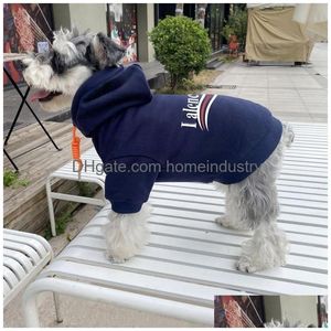 Hundkläder designer hundkläder märke kläder varm hoodie med klassiskt brevmönster för små hundar husdjur mode tröja hattar husdjur dhkgs