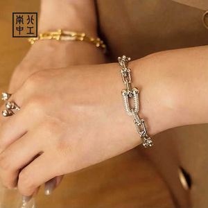 Originalmarke Luoyang Jewelry Edition East Gate Design TFF Micro Intarsien U Haken Damen Hufeisen Dickes Armband INS Kleine Handarbeit