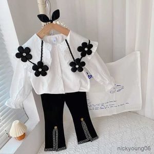 衣料品セット女の子の服セット新しい春の長袖花柄の花柄のフローラルパンツ秋の子供ブティック服2pcs 3-7yrs