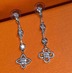 S925 Sterling Silver Hollow Clover Designer Earring Ear Studs Rings Shining Zircon Crystal Long Tassel Lucky Asymmetric Earrings Earings Women SMYECH Gift AA AA