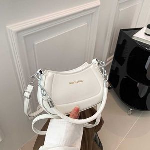 Waist Bags Handheld Casual Bag New 2024 Fashionable and Minimalist Underarm Handbag Western Style One Shoulder Crossbody Bag Versatile New Style