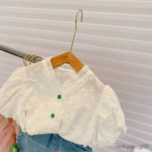 Комплекты одежды Летние комплекты одежды для девочек Кружевной топ с пышными рукавами + джинсовые шорты с аппликацией и цветами Модная детская одежда Детский костюм