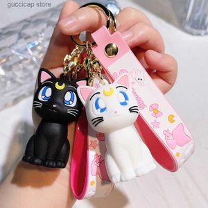 Keychains Lanyards Anime Sailor Moon Keychain Cute Figure Doll Couple Bag Pendant Keyring Car Key Chain Accessories Toy Gift for Men Friends Y240318