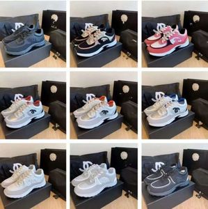 Woman Star Sneakers Out Of Office Sneaker Luxury Channel Mens Designer Men Womens Trainers Sports Casual Shoe Running Shoes New T44890