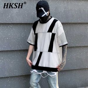 Herrt-shirts hksh sommar ny ihålig svartvit matchande kortärmad t-shirt för mens trendiga mode o-hals mesh t-shirt hk0153 j240316