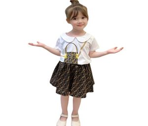 Retailwhole kids girls letter printed tracksuit 2pcs outfits set bag tshirt short skirt tracksuits children Designers Clothe9253106
