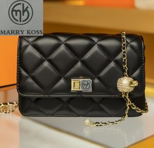 2024 Torba designerska torba łańcuchowa Mała Złote Ball Zestaw Diamentowe pojedyncze ramię w torbie Crossbody Mała torba Crossbody Wymienna torba Logo Marry Koss