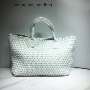 Designer Bottegs Arco Tote Venetas Bag Woven Womens 2024 Winter New Handwoven Casual One Shoulder Portable stor kapacitet Vegetabilisk korg BBG8 IHAH