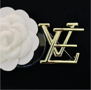 20style Famous Brand Desinger Brooch Luxury Unisex Stainless Steel Brooches Suit Pin Fashion Jewelry Accessories Marry Wedding Party Gift