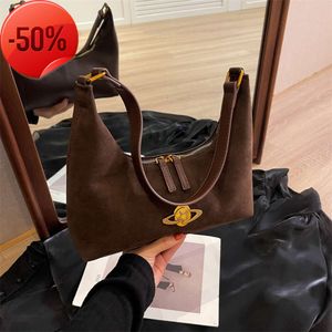 Factory Stores Autumn and Winter Niche Frosted Underarm Bag for Womens 2024 New High-end Feel Stick Fashionable Commuting Shoulder