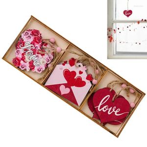 Dekorativa figurer Valentines Day Wood Hang Ornaments hjärtformad dekor för bar träd sovrum levande