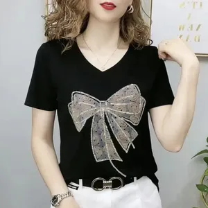 Damen-T-Shirts, modisches Bogen-Druck-Diamant-V-Ausschnitt-Kurzarm-T-Shirt, Sommer, einfaches koreanisches, lässiges, vielseitiges Rundhals-dünnes Oberteil