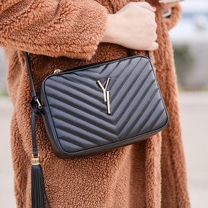 Designer Bags Handbag Fashion Shoulder Bags Gold and Silver Logo Y5L LOU Quilted Zipper Open and Close Calfskin Camera Bag Single Shoulder Crossbody Bag Women's Bag