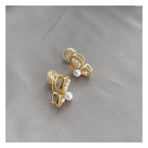 Brincos de parafuso prisioneiro clipe de orelha sem piercing feminino verão pérola borboleta alto sentido temperamental fada bonito studs