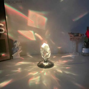 Настольные лампы Настольная лампа Diamond Crystal Night Light USB с пультом дистанционного управления Прикроватный светильник Романтический проектор Роскошная атмосфера Ночной светильник в подарок YQ240316