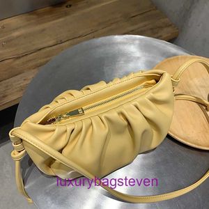 Оптовая продажа, лучшие оригинальные сумки-тоут Bottgss Ventss Pouch, интернет-магазин Cloud Bag, женские летние сумки 2024 года, новая модная текстура в западном стиле, сложенная с настоящим логотипом