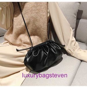 Designer Bottgss Ventss Bolsa Tote Bags para Mulheres Loja Online Pequeno Saco 2024 Nova Primavera Verão Crossbody Trendy Womens Versátil Dumplings com logotipo real