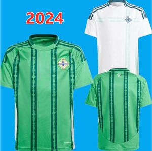 2024-2025 Kuzey İrlanda Magennis Tayland Futbol Formaları 24 25 Away Beyaz Evans Lewis Saville McNair Ballard Man Çocuk Kitleri Kadın Futbol Gömlek 888