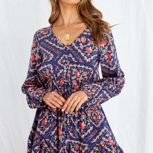 2024 novo vestido feminino sexy com decote em u floral e cintura emagrecedora