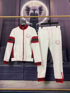 2023 Designer Mens Tracksuits co-branding Red Green Stripes Womens dragkedja Stripe Running Hooded Suits Patchwork Pants Jacket Men Designer