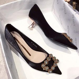 Модельные туфли черные, женские профессиональные туфли на высоком каблуке с острым носком, на среднем тонком каблуке 5 см, со стразами, одинарный, летний, универсальный, свадебный