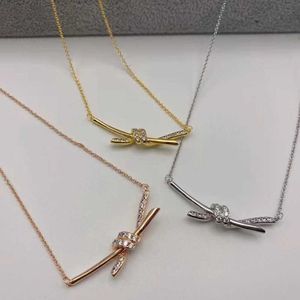 Designer Rope Knot Necklace for Womens Top Style Rose Gold Cross Twisted High end Light Luxury Edition