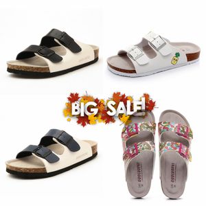 2024 GAI Mens Women Designer Slipper Slides Sandals Soft Suede Leather White Outdoor Platform Slippers