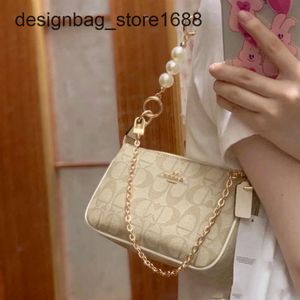 Factory High Quality Design Olay Counter High-end Texture Model New Kouqiu Winter Womens Bag Mahjong Small Mobile Phone