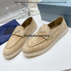 Prdaa skor loafers designer kvinnor chunky män klädskor mocka läder sabot slip på loafers casual sko platt svart vit ecru mules comfy