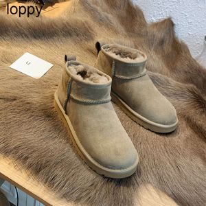 Womens Classical Ultra Mini Platform Boots Australia Tazz Slippers Tasman Slip-on Slides Snow Booties Winter Warm Shoes Suede Woolen Fur Ankle Bootes Designer Boot