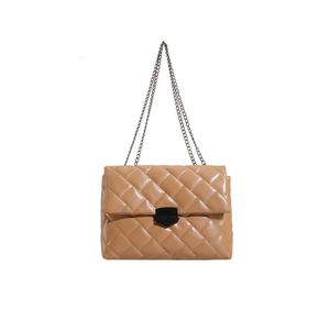 Lingge Popularna sieć jedno ramieniem Crossbody for Women Torby Summer Nowa moda Mała kwadratowa torba