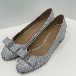 Casual Schuhe 2024 Design Mode Splitter Bling Glitter Einzigen Frauen Runde Kappe Pumpen Kristall Fee Sandalen Bogen Ladies