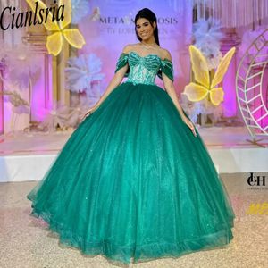 Emerald Green 3D Butterfly Ball Suknia Quinceanera Sukienki z kryształowych koralików ramion