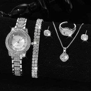 Other Watches 5PCS Set Luxury Women Ring Necklace Earrings Rhinestone Fashion Wrist Female Casual Ladies es Bracelet Gift Y240316