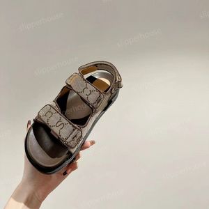 sandali scarpe di marca suola spessa sandalo piatto estate delle donne di lusso scarpa maker lettere tory scarpe casual all'aperto striscia g pantofole sandali ad incastro di lusso