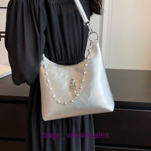 Летняя модная женская сумка подмышки, новинка 2024 года, модная цепочка через плечо высокого качества, маленькая квадратная сумка на одно плечо