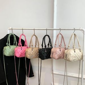 Lady Style Children Diamond Checkered Handbag Fashion Girls Metal Chain Crossbody Bags Lady Style Kids One Shoulder Princess Bag S1204