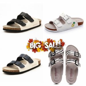 2024 Gai maschile Designer Designer Slides Sandals Surba in pelle scamosciata in pelle in pelle in pelle bianca piattaforma per esterni bianca pantofole di grandi dimensioni 36-46